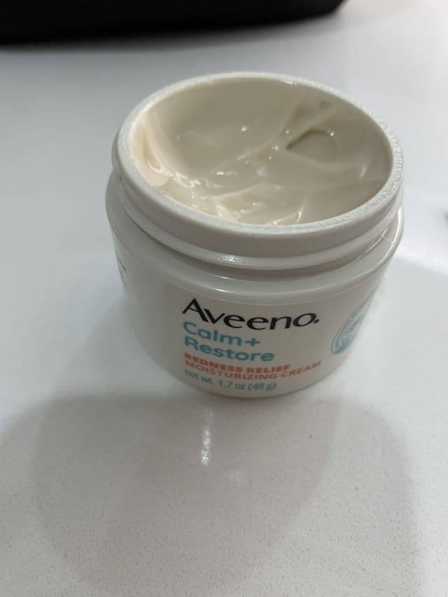 Aveeno Calm + Restore Redness Relief Moisturizing Cream review photo by sirsphere
