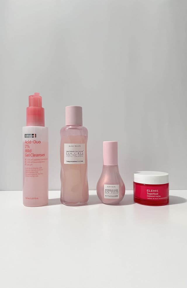 Glow Recipe Watermelon Glow PHA +BHA Pore-Tight Toner review photo by hellobeauty