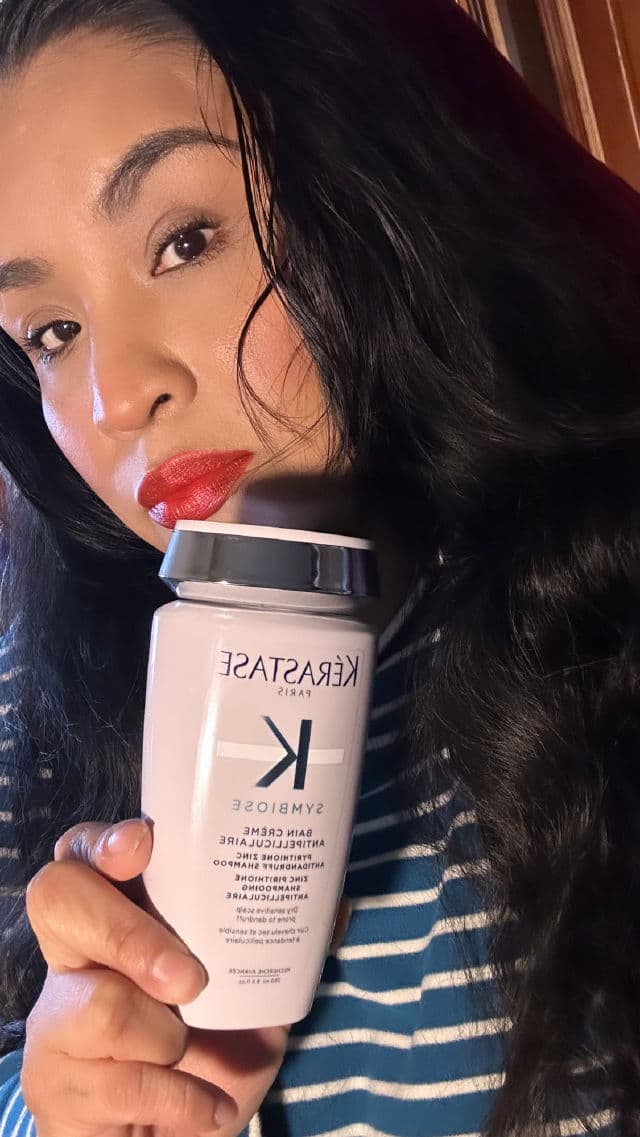 Kerastase Symbiose Bain Crème Anti-Pelliculaire review photo by amhyreviews