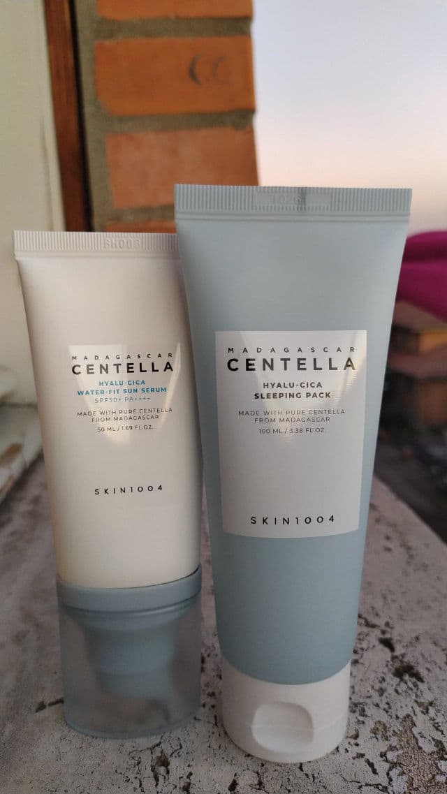 SKIN1004 Madagascar Centella Hyalu-Cica Water-Fit Sun Serum SPF50+ PA++++ review photo by lafranz