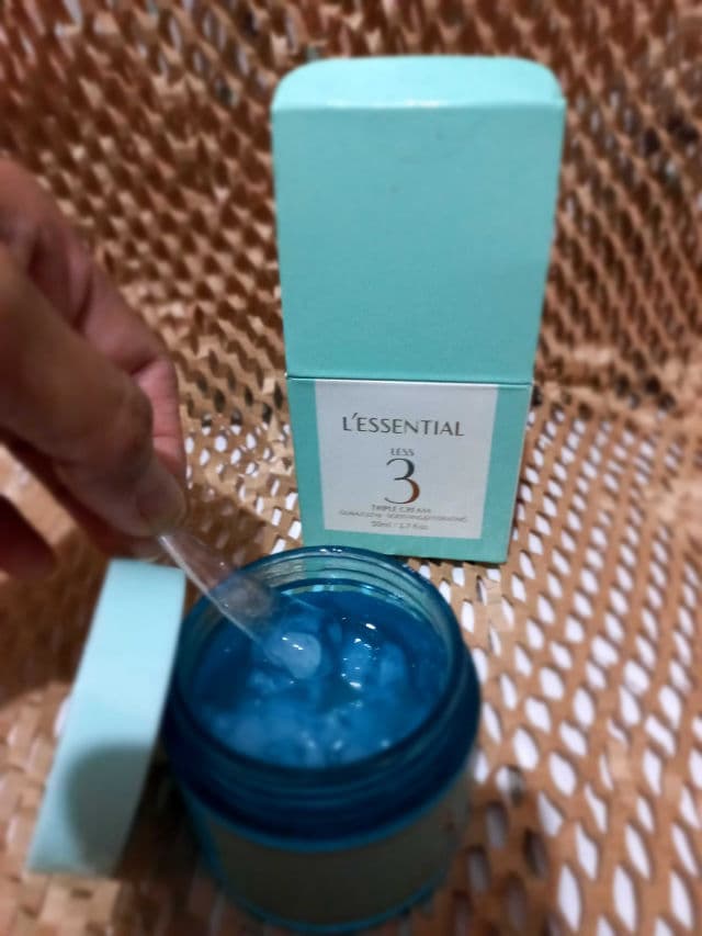 L'ESSENTIAL Triple Cream review photo by TessaSilvia