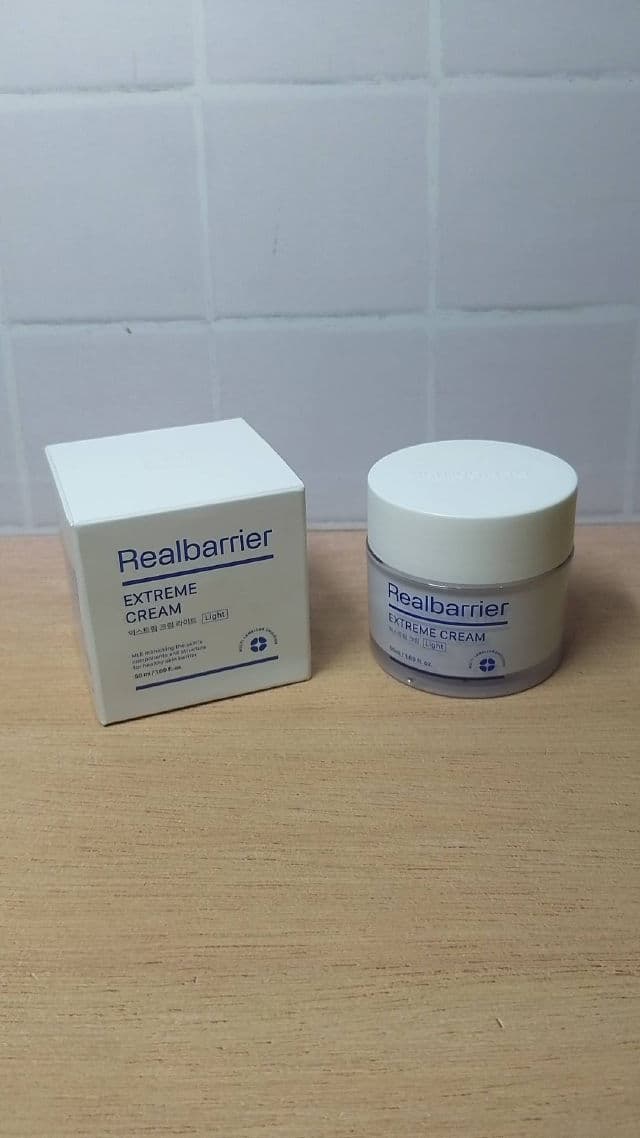 Real Barrier Extreme Cream Light review photo by LiaSusilawati