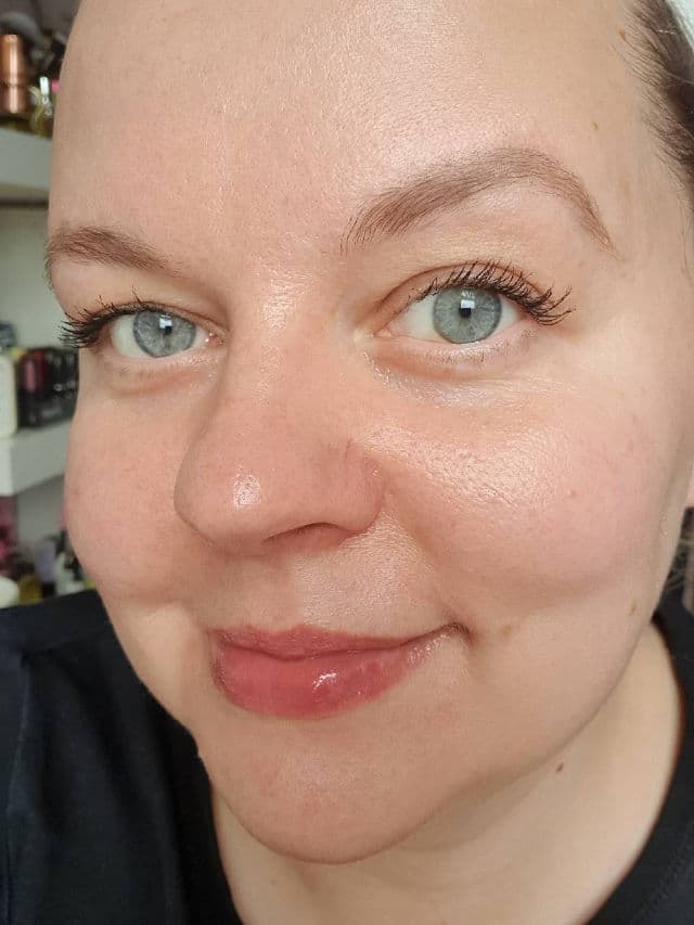 L'Oreal Paris Telescopic Instant Lift Washable Mascara review photo by Lidia78