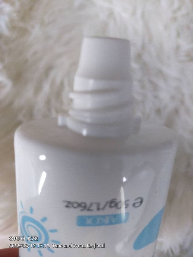 Laikou Milk Brightening Sunscreen 50g SPF50 PA+++	 review photo by hankisabelle1