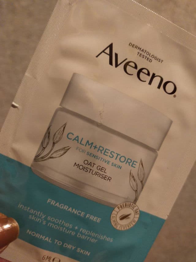 Aveeno Daily Moisturising Yogurt Vanilla & Oat Body Cream review photo by hankisabelle1