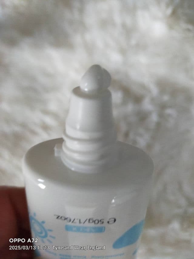 Laikou Milk Brightening Sunscreen 50g SPF50 PA+++	 review photo by hankisabelle1
