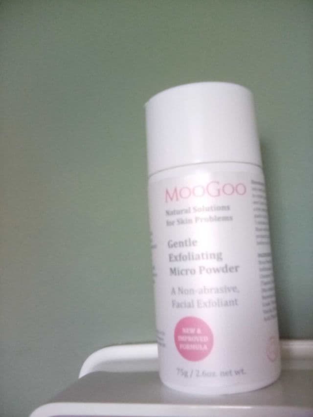 MooGoo Gentle Exfoliating Powder review photo by hankisabelle1