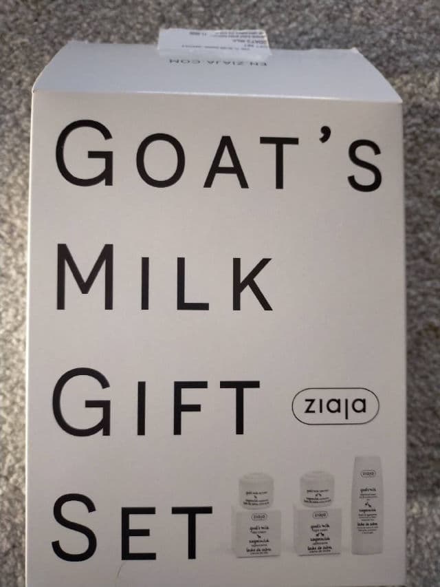 Ziaja Goat's Milk Hand & Nail Cream review photo by hankisabelle1