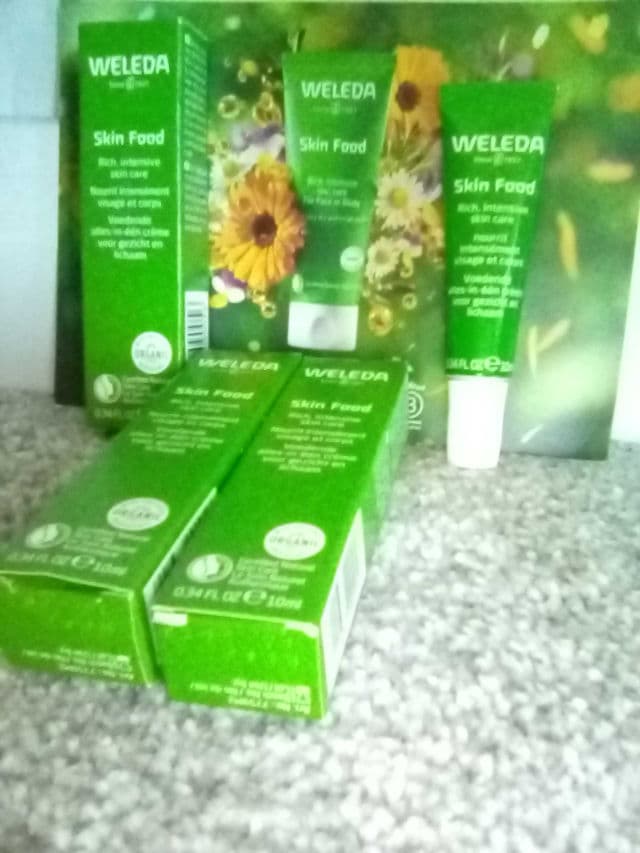 Weleda Skin Food Original Ultra-Rich Cream review photo by hankisabelle1