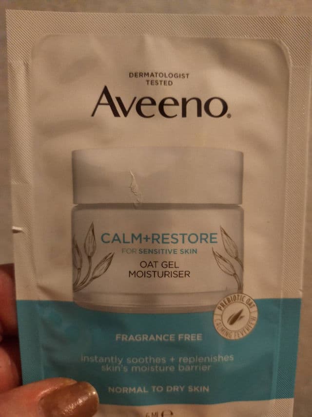 Aveeno Daily Moisturising Yogurt Vanilla & Oat Body Cream review photo by hankisabelle1