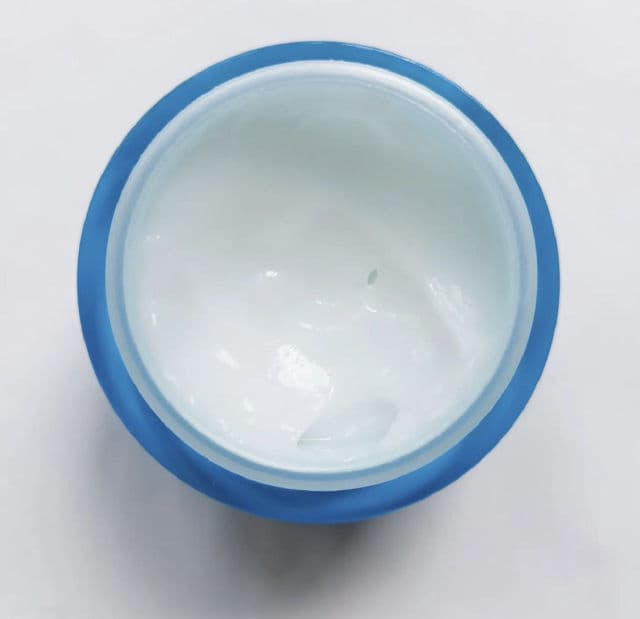 Neutrogena Hydro Boost Skin Rescue Balm review photo by VanesaG