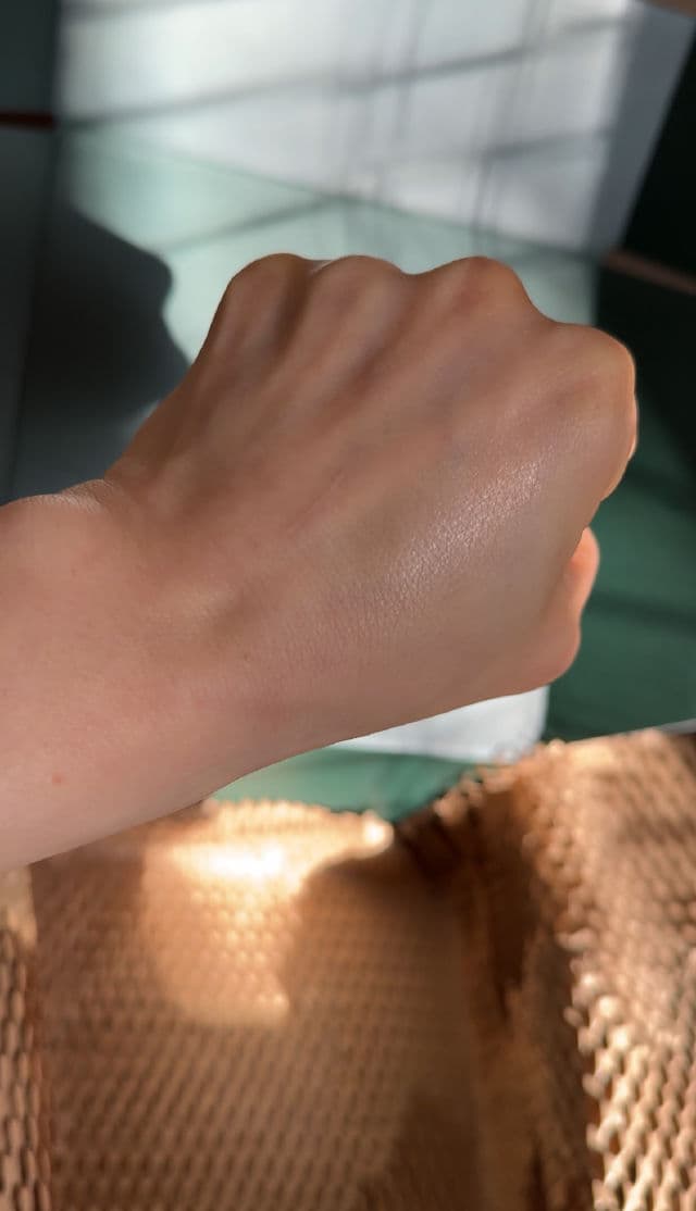 Parnell Cicamanu Serum Cushion SPF45 PA++ review photo by Chofulloflove