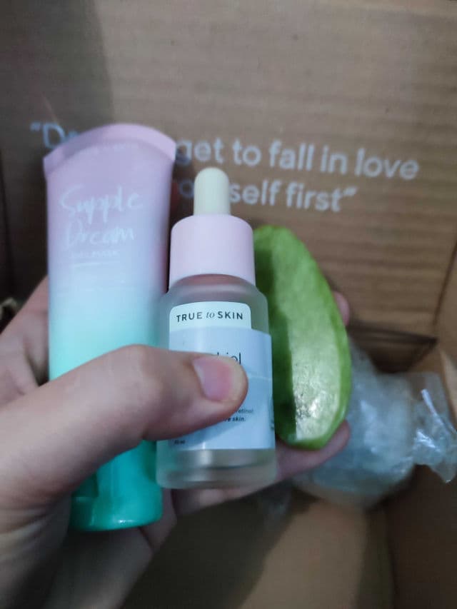 True to Skin Supple Dream Gel Mask review photo by Michico