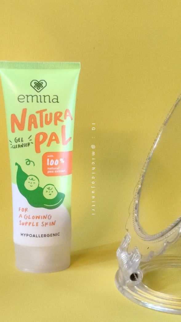 Emina Natura Pal Gel Moisturizer review photo by Michico