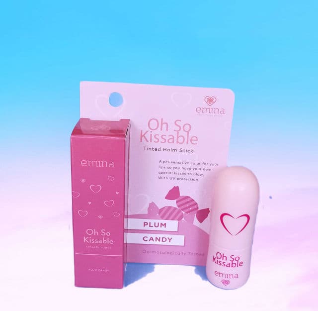 Emina Oh So Kissable Lip Balm review photo by nitaboniet