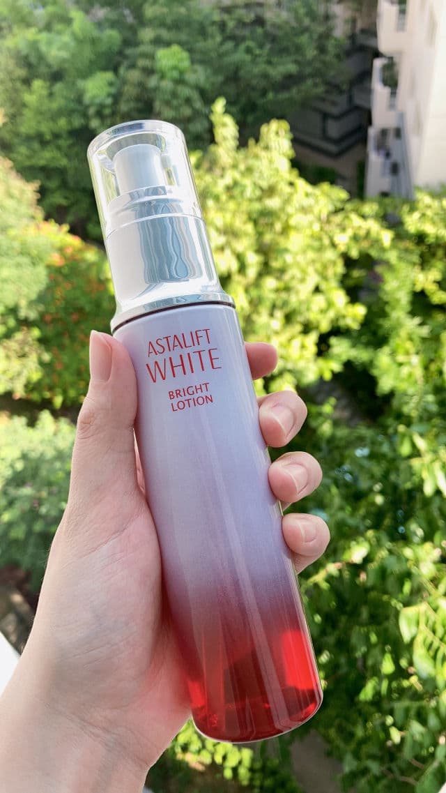 ASTALIFT White Bright Lotion review photo by rennielelee