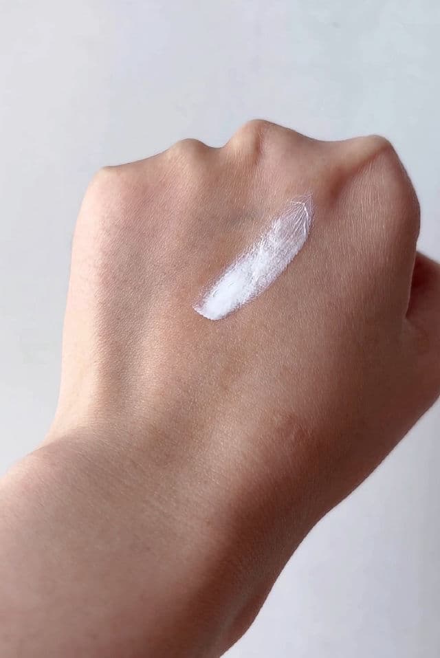 make p:rem UV Defense Me. No Sebum Sun Cream SPF50+ PA++++ review photo by rennielelee