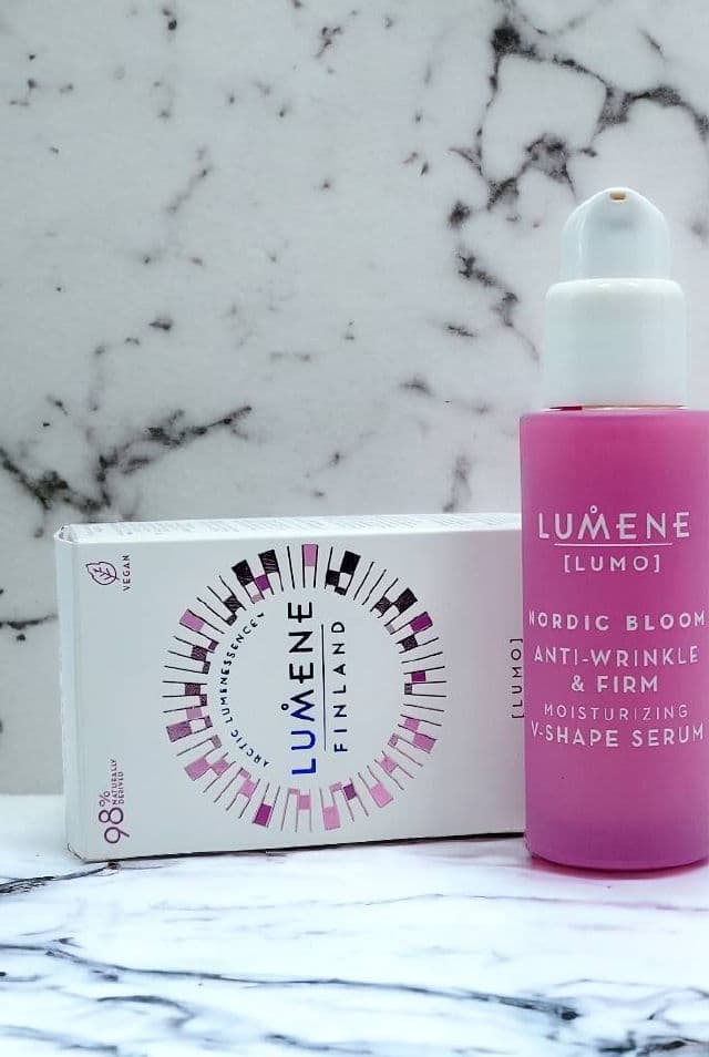 Lumene Lumo Nordic Bloom Anti-Wrinkle & Firm Moisturizing V-Shape Serum review photo by JamieM7