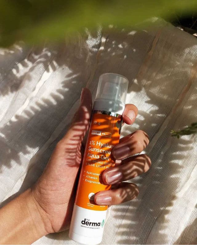The Derma Co. 1% Hyaluronic Sunscreen Aqua Gel SPF50 PA++++ review photo by thyskinmatters