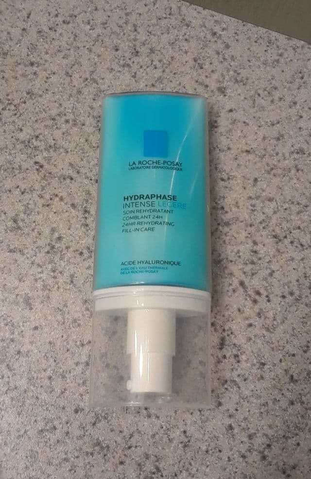 La Roche-Posay Hydraphase Intense Light Facial Moisturizer review photo by Plumie