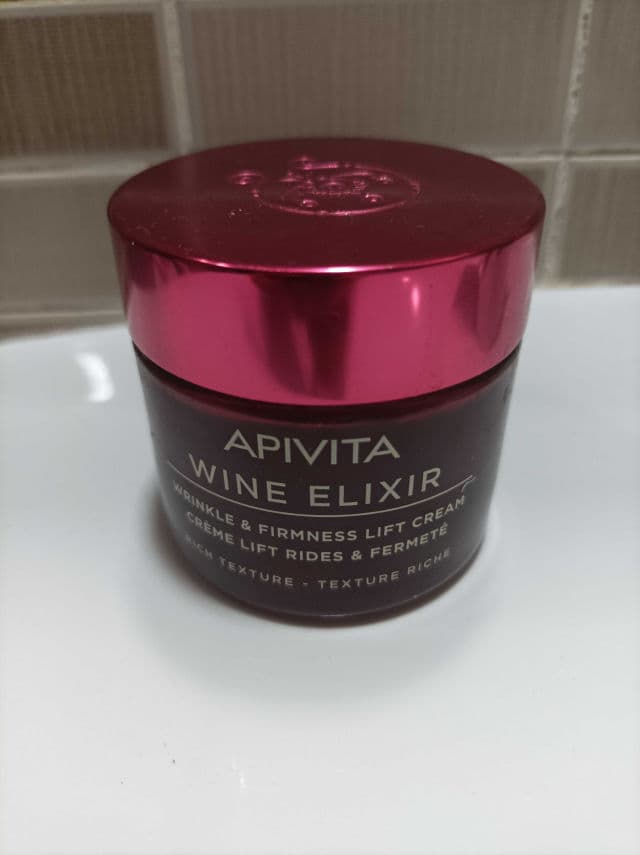 Apivita Wrinkle & Firmness Lift Cream - Rich Texture review photo by mhernandezp73