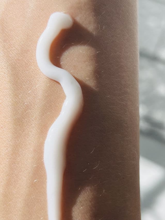 Andalou Naturals Acai + Kombucha Oil-Free Moisturizer review photo by Binci