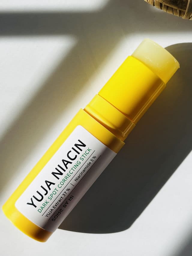 Some By Mi Yuja Niacin Dark Spot Correcting Stick review photo by Binci