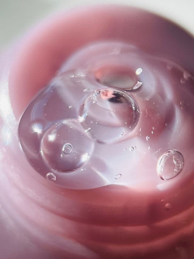 SolaWave Solabiome Hydrating Gel Cleanser review photo by Binci