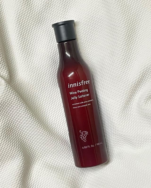 INNISFREE Wine Peeling Jelly Softener review photo by Aveyreviews