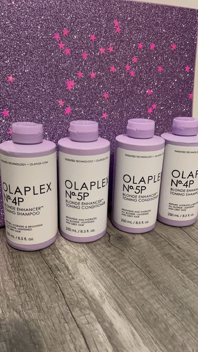 Olaplex No. 4P Blonde Enhancer Toning Shampoo review photo by juliemar