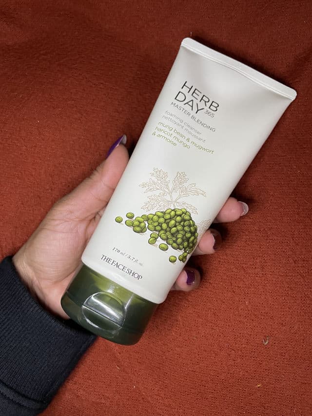 THE FACE SHOP Herb Day 365 Cleansing Foam Mung Beans review photo by shuchitrivedi