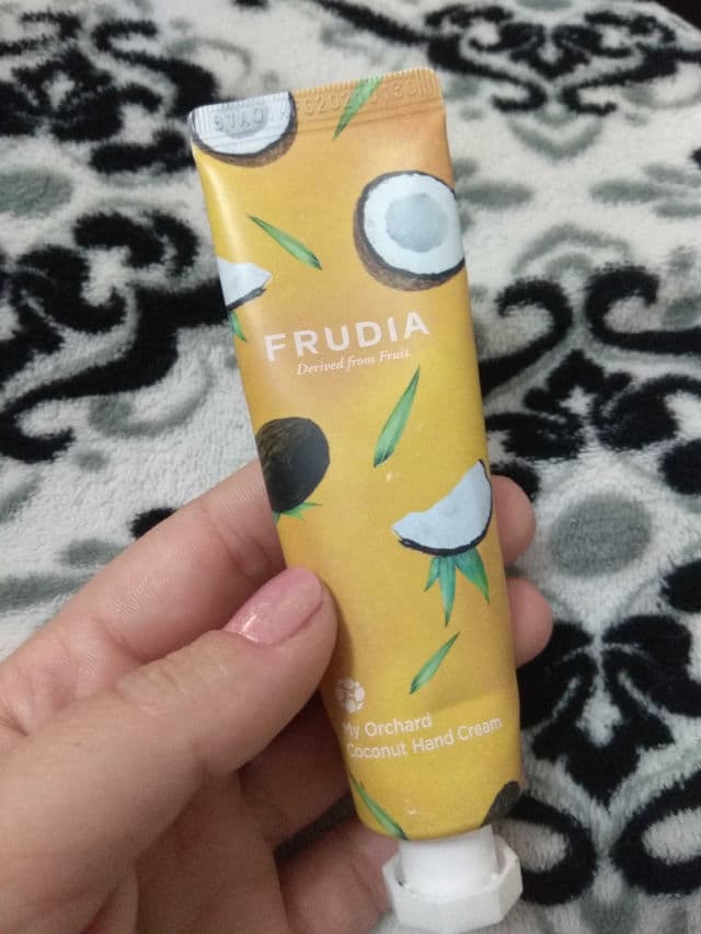 Frudia My Orchard Coconut Hand Cream review photo by maritzadarita