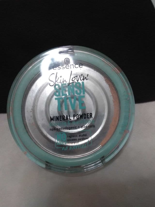 Essence Skin Lovin' Sensitive Mineral Powder review photo by maritzadarita