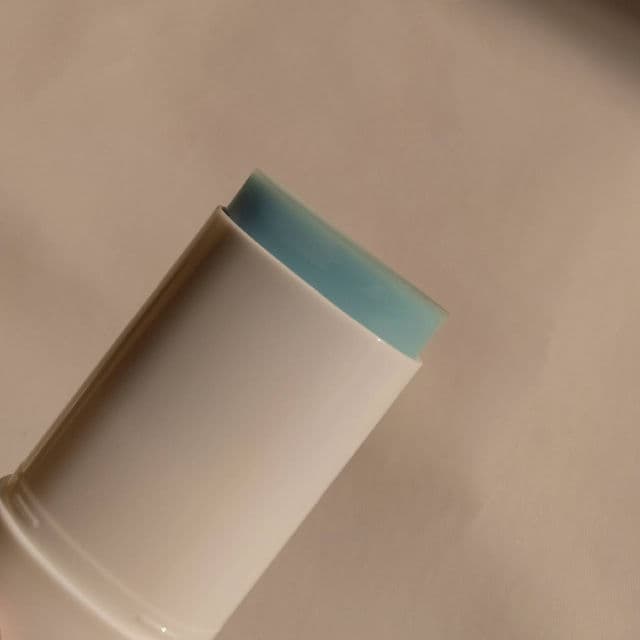 SKIN1004 Madagascar Centella Hyalu-Cica Silky-fit Sun Stick SPF50+ PA++++ review photo by viraseptya