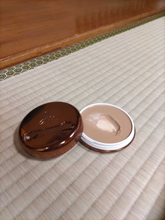 Danessa Myricks Yummy Skin Blurring Balm Powder review photo by DarthSakura