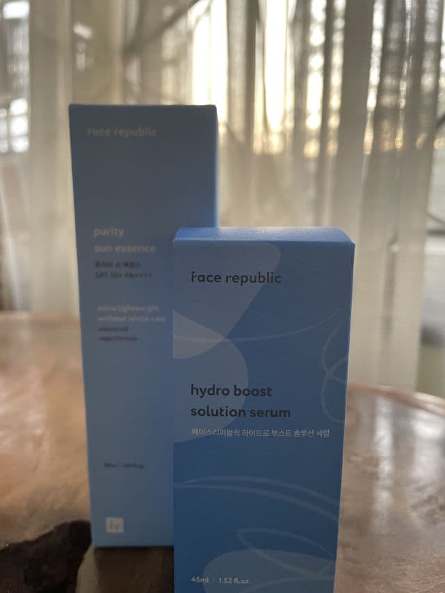 Face Republic Hydro Boost Solution Serum review photo by WondaDonda