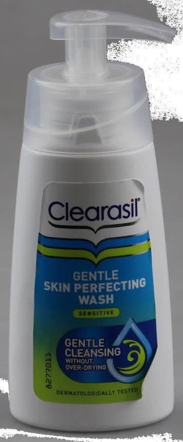Clearasil Gentle Skin Perfecting Wash review photo by WondaDonda