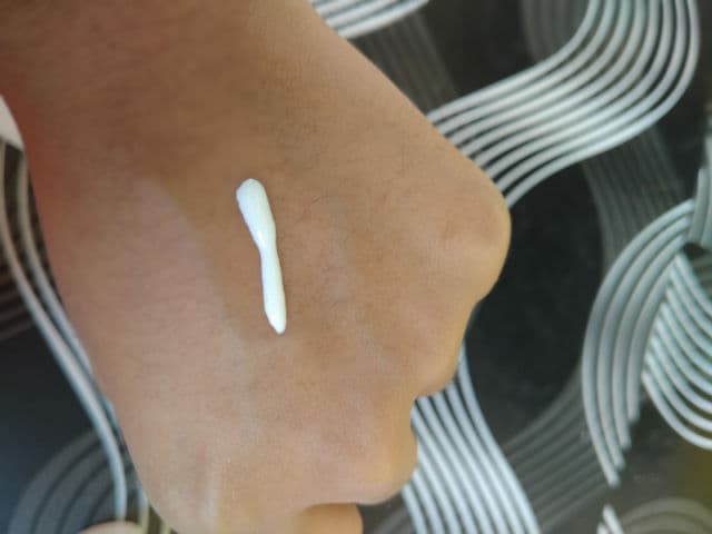 SKIN AQUA Sunplay UV Whitening Moisture Gel SPF 50 PA++ review photo by 157min