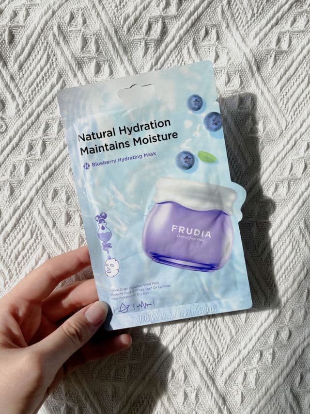 Frudia Natural Hydration Maintains Moisture Blueberry Mask review photo by mentaikoskin