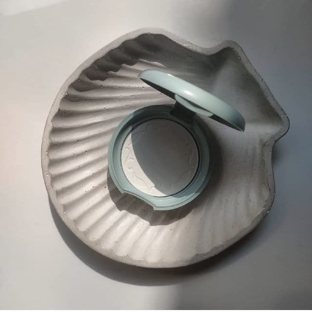 INNISFREE No-Sebum Mineral Pact review photo by simi