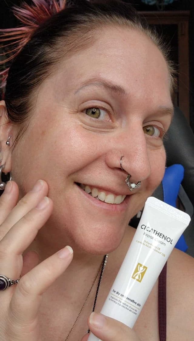 Dr.CHROMCELL Cicathenol Repair Cream review photo by RaynaSugarSkull