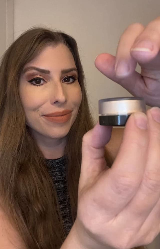 Laura Mercier Translucent Loose Setting Powder review photo by JenJen305