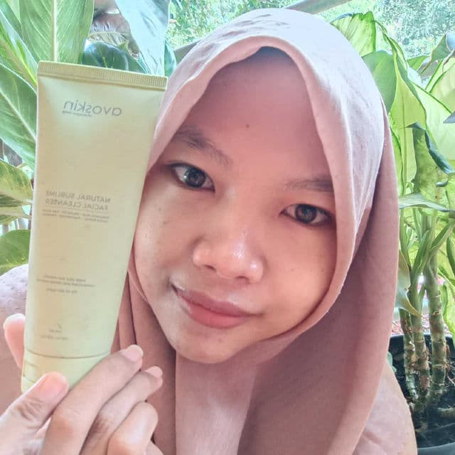 Avoskin Natural Sublime Facial Cleanser review photo by Idere