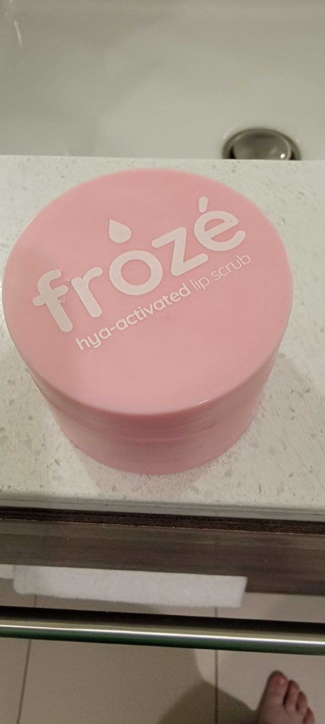 DEW of the GODS Frozé Lip Scrub review photo by Jams