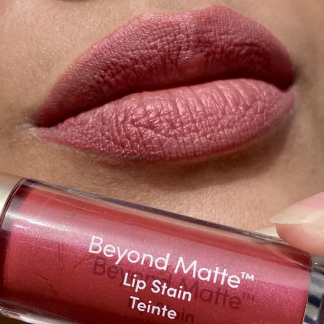 Jane Iredale Beyond Matte Lip Stain review photo by Beautybypol 