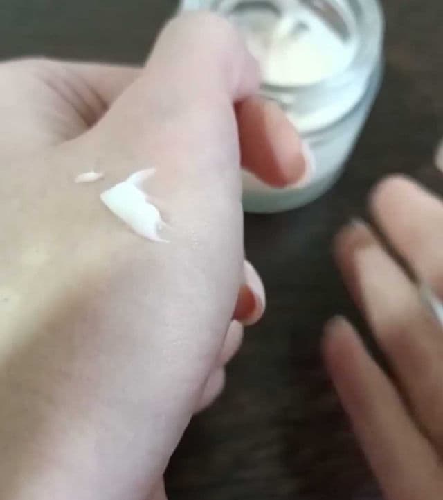 Gilla8 Sun Flower Extra Firming Neck Cream review photo by romanova