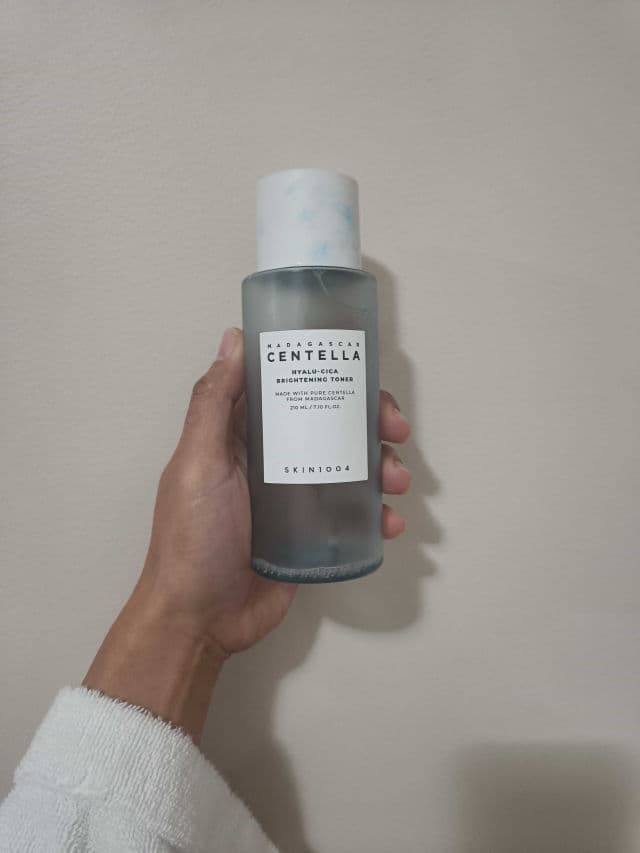 SKIN1004 Madagascar Centella Hyalu-Cica Brightening Toner review photo by Tarrah