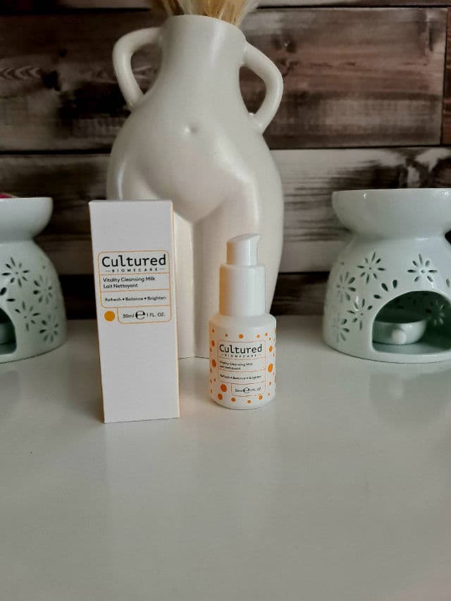 Cultured Biomecare Vitality Cleansing Milk review photo by Ewalip04