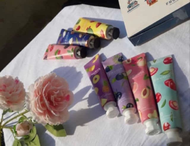 Frudia My Orchard Pineapple Hand Cream review photo by Mjmitrinh