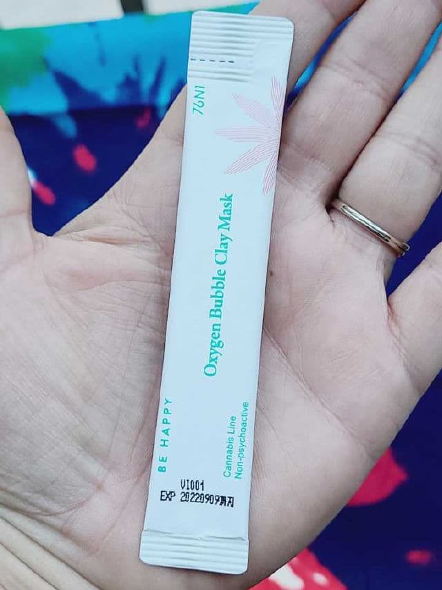 76N1 Be Happy Oxygen Bubble Clay Mask  review photo by Researching4Beauty